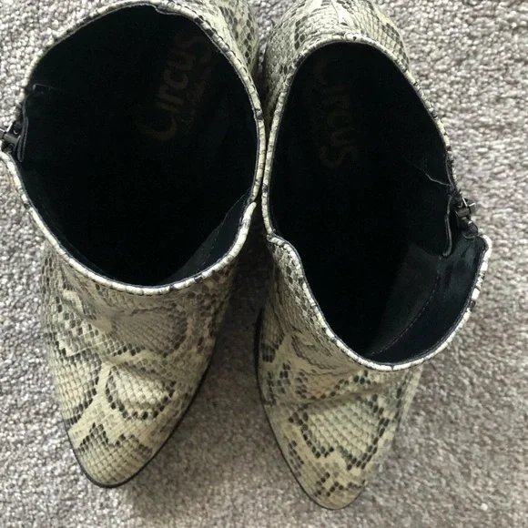 Sam Edelman Circus python print booties sz 7.5 - Picture 7 of 7